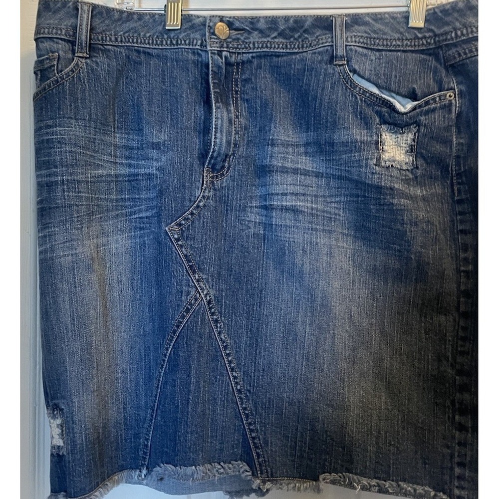 Fashion Bug Women's Plus Size Denim Mini Skirt Size 20